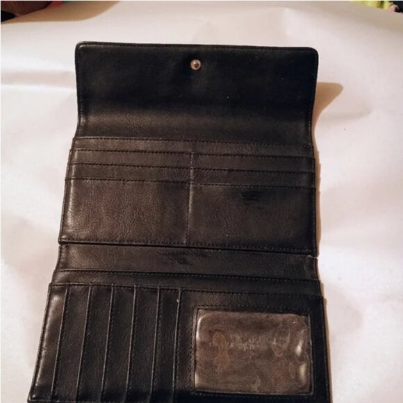 Lot of Three Womens Wallets - Picture 5 of 15